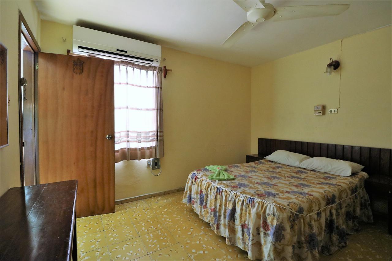 Hotel Balboa ビジャエルモッサ エクステリア 写真